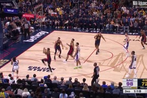 乐鱼体育官方网站-魔术狂砍掀起高潮分，76人迎来新赛季高光！