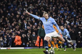 乐鱼体育官方网站-贝林厄姆复出首秀出彩，曼城主场爆冷武汉三镇，豪取22连胜的简单介绍